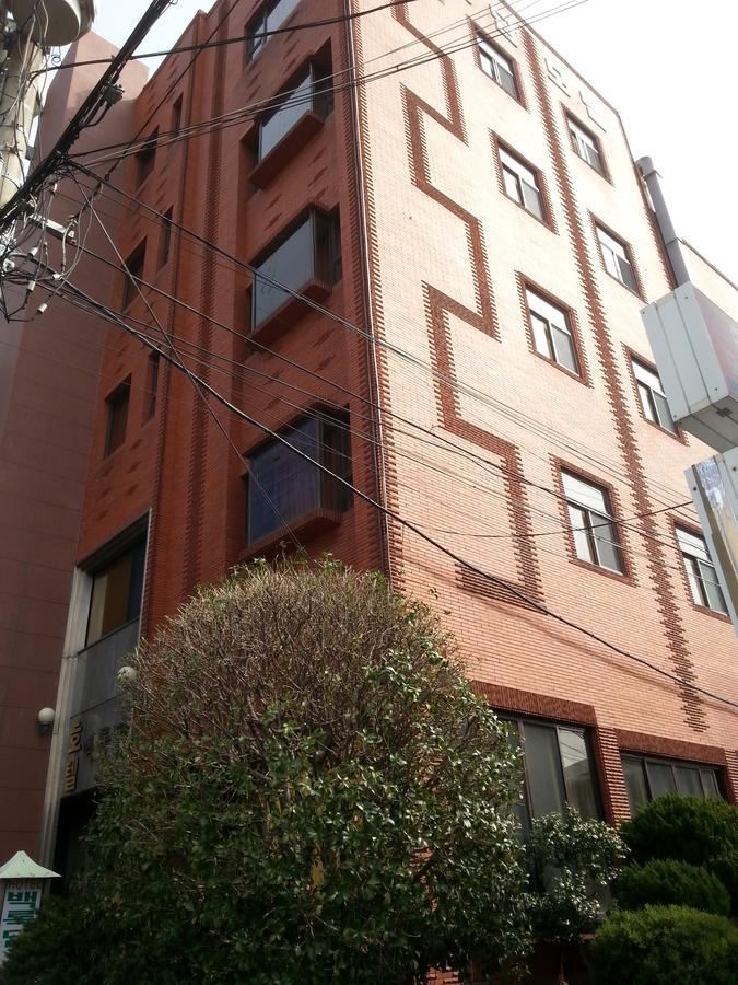 Jeju Brd Hotel Exterior foto